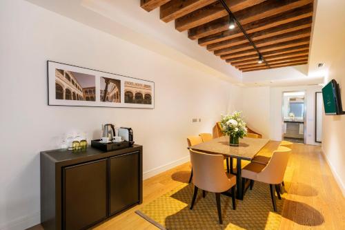 Cucina o angolo cottura di Áurea Convento Capuchinos by Eurostars Hotel Company