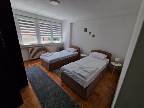 Katil atau katil-katil dalam bilik di MI apartman