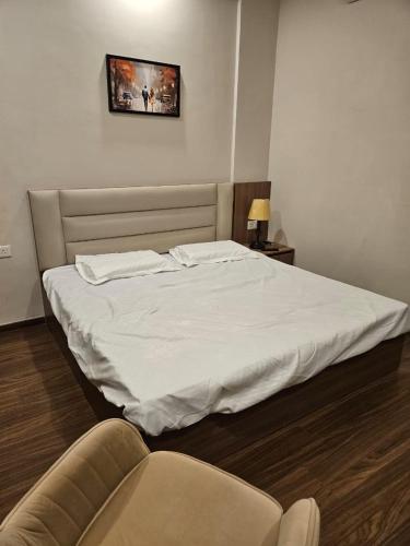 Una cama o camas en una habitación de Luxury Studio ITC