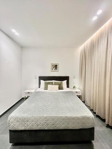 Home in Piraeus