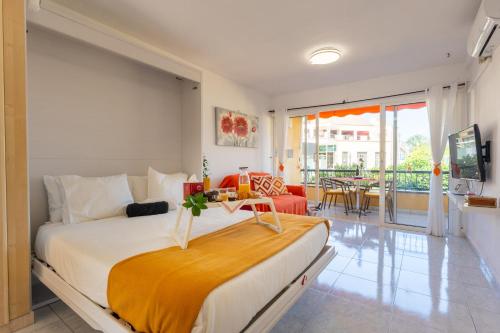 Estudio con mejor posición en Playa Las Vistas