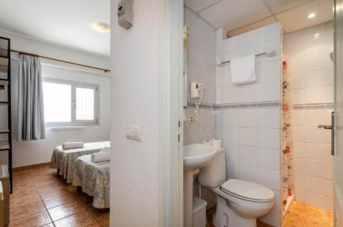 Hostal Gami Adults Only photo 3