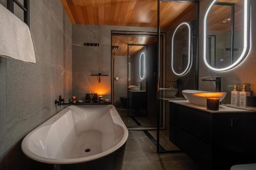 Et badeværelse på Ocean Breeze Homestays 2