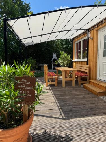 Fotografie z fotogalerie ubytování Holzhaus mit Trailer lasse die Seele baumeln v destinaci Wettringen