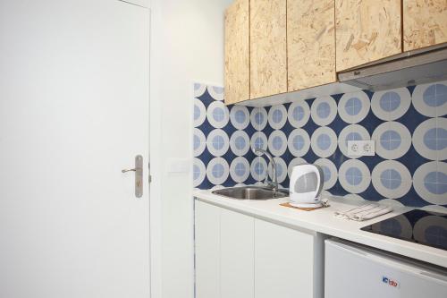 Dapur atau dapur kecil di BJ Cala Morlanda Estudios