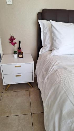 Gallery image of Edenpark Estate -Kincha Property in Roodepoort