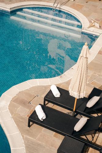 Kolam renang di atau dekat dengan Duke Of Richmond Hotel