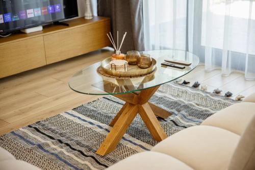 Μια τηλεόραση ή/και κέντρο ψυχαγωγίας στο Id-Real Villa