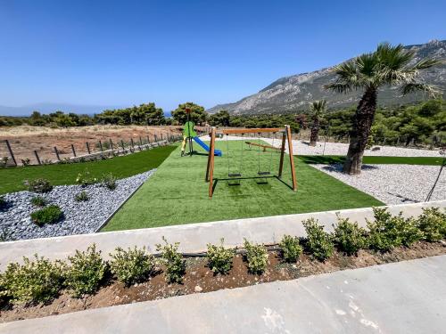 Villa MIRA Loutraki - Swimming Pool and Sea Views I Luxury