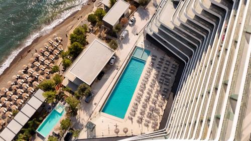 Bazén v ubytování Ilyonis Hotel & Spa nebo v jeho okolí