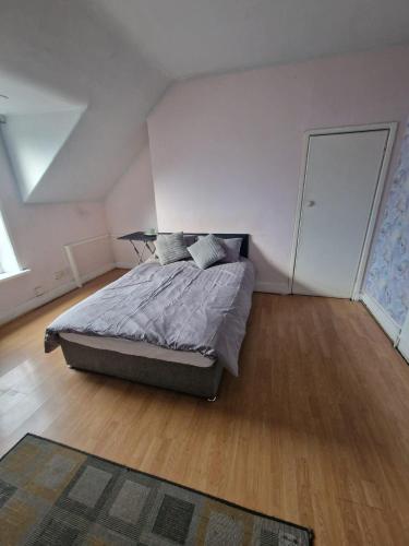 Ένα ή περισσότερα κρεβάτια σε δωμάτιο στο Princess Homestay