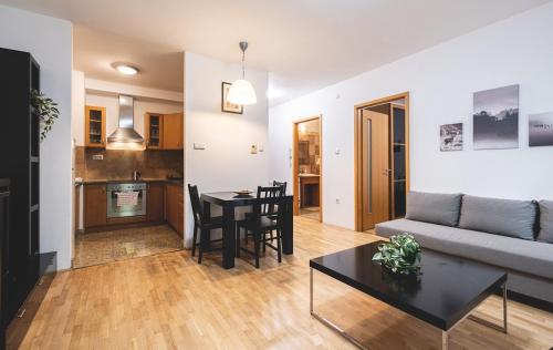 Kazinczy Street Terrace Apartment