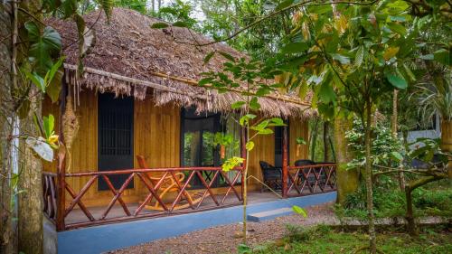 Amritara Shalimar Spice Garden Resort & Spaにある庭