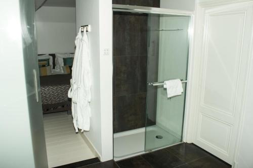 Bilik mandi di NR22 Leiden