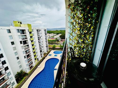 Bazén v ubytování Apartamento mirador urbano estilo moderno y Central nebo v jeho okolí