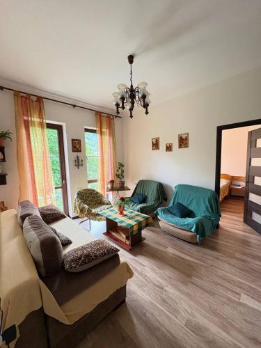 Un lugar para sentarse en Mountain View Guesthouse