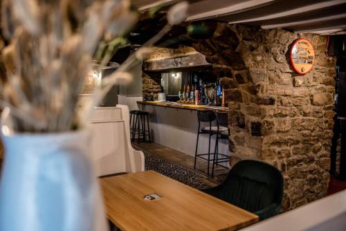 Ο χώρος του lounge ή του μπαρ στο Queens Head