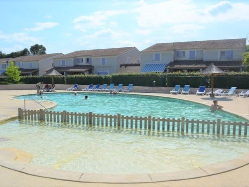 Maison Duplex 3 Pièces, Terrasse, Piscine Chauffée, Parking Gratuit - Vallon-Pont-d'Arc - FR-1-382-167