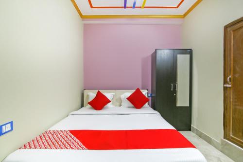 PūrniaにあるHotel O Singh Palaceのギャラリーの写真