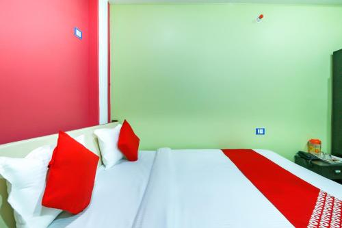 PūrniaにあるHotel O Singh Palaceのギャラリーの写真