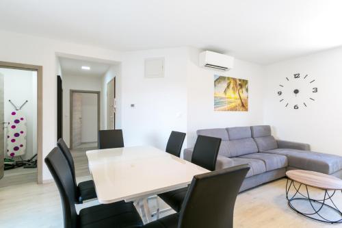 Dragan K4 - A1 first floor - MPolo