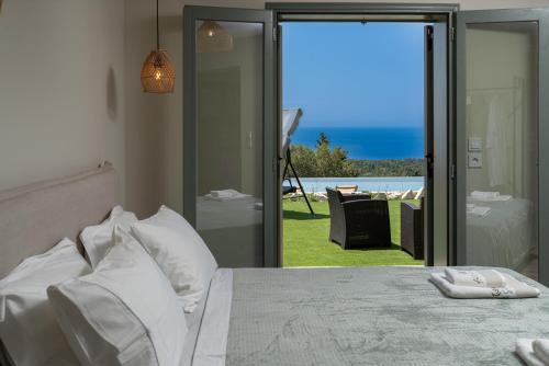 Gallery image of HELLOSUMMER luxury Apartments Kefalonia in Andipáta Erísou