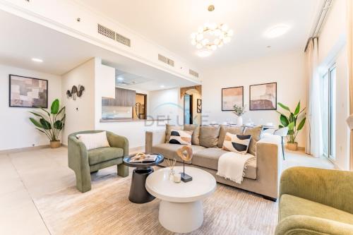 Few Metres Walk to Metro, Minutes Drive from Ibn Battuta Mall, Victoria Residency, Al Furjan by Deluxe Holiday Homes