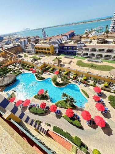 شاليه للإيجار بورتو مارينا العلمين استمتع بزياره لا تنسى كود 51