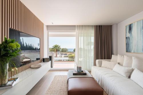 1BD SV Beach Condo with Pool