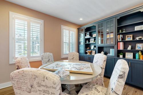 a dining room with a table and chairs at Marlin Chase --- 30340 Bermuda Dr in Ocean View