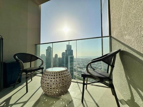 Homelike Charm High-End Furnished and Luxurious