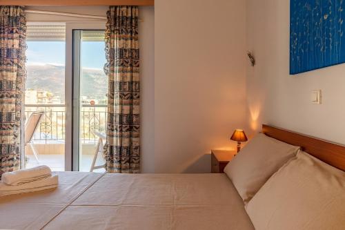Comfy beach flat, 10min to the city center