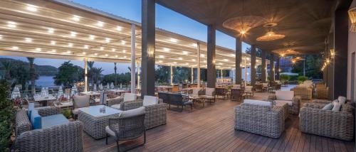 Χώρος καθιστικού στο DoubleTree by Hilton Bodrum Isil Club Ultra All-Inclusive Resort