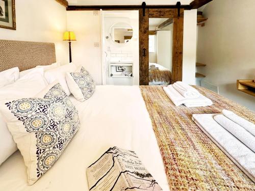 Afbeelding uit fotogalerij van Spike by The Suffolk Cottage Collection in Chillesford