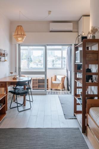 Palácio de Cristal, Porto Apartment by Mycelia