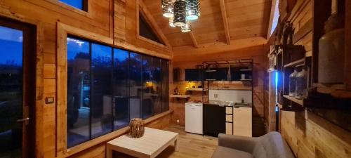 Köök või kööginurk majutusasutuses Le Masdemoiselle Chalet