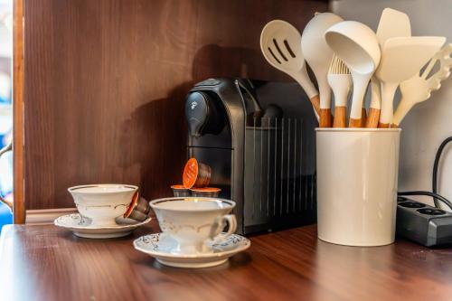 Kemudahan buat kopi dan teh di Kopernik Park
