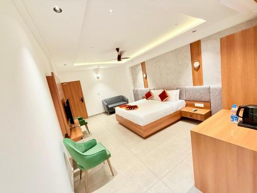 Una cama o camas en una habitación de Denz Paradise