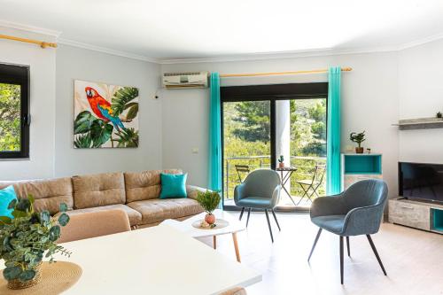 Saranda Charm 5 1BR Ap w Kitchen & Parking