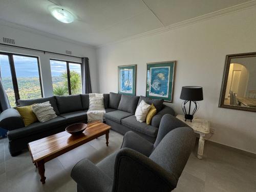 Χώρος καθιστικού στο Bayview Bliss Castleton 19B - Plettenberg Bay