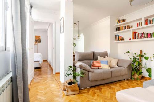 Bright Pelayo - Enchanting 1BR home in Chueca