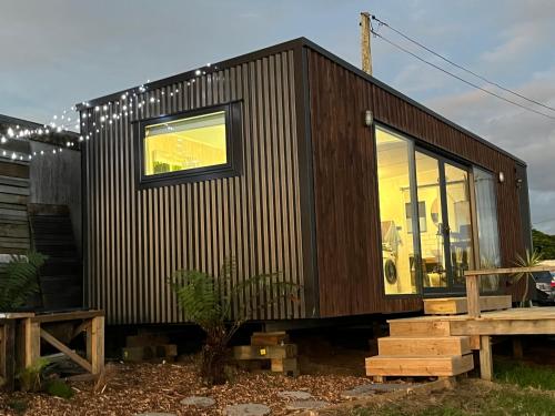 HamuranaにあるCowshed Cabinの小屋