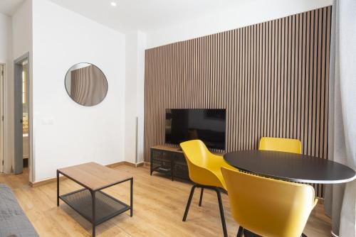 Stylish Malaga 2 Bedroom with Patio