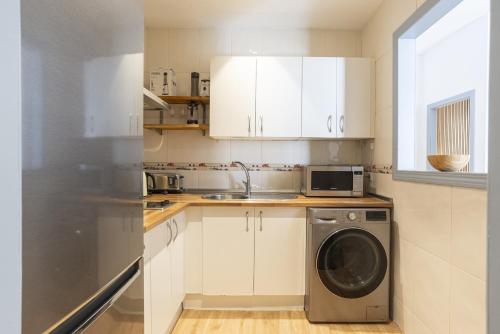 Stylish Malaga 2 Bedroom with Patio