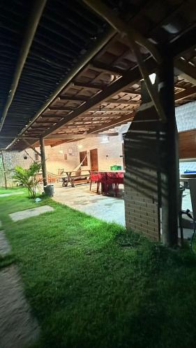 Taman di luar Recanto BeGê
