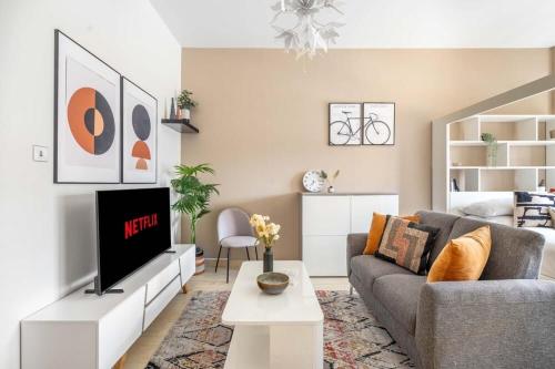 Luxury Studio Apartment