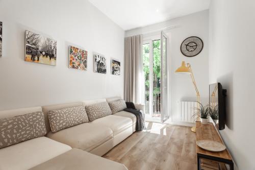 Art House Fira Apartments