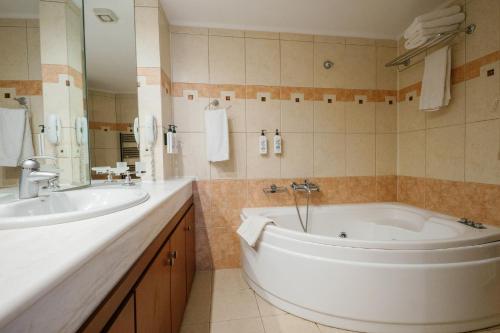 Koupelna v ubytování Nefeli Hotel