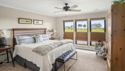 Postel nebo postele na pokoji v ubytování 125 Ocean Point