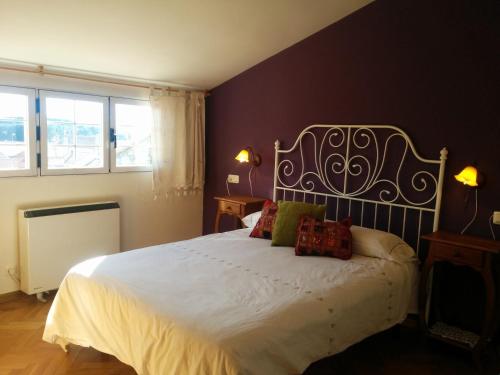 Postel nebo postele na pokoji v ubytování Casa Rural Almanzor